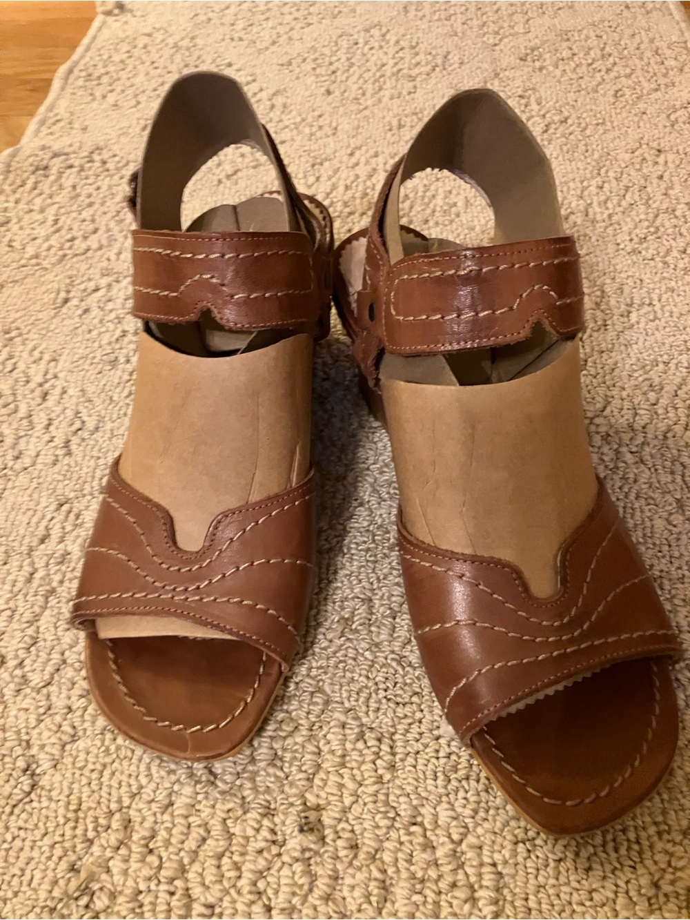 Fly Girl Brown Wedges sz 38 Perfect for Summer!